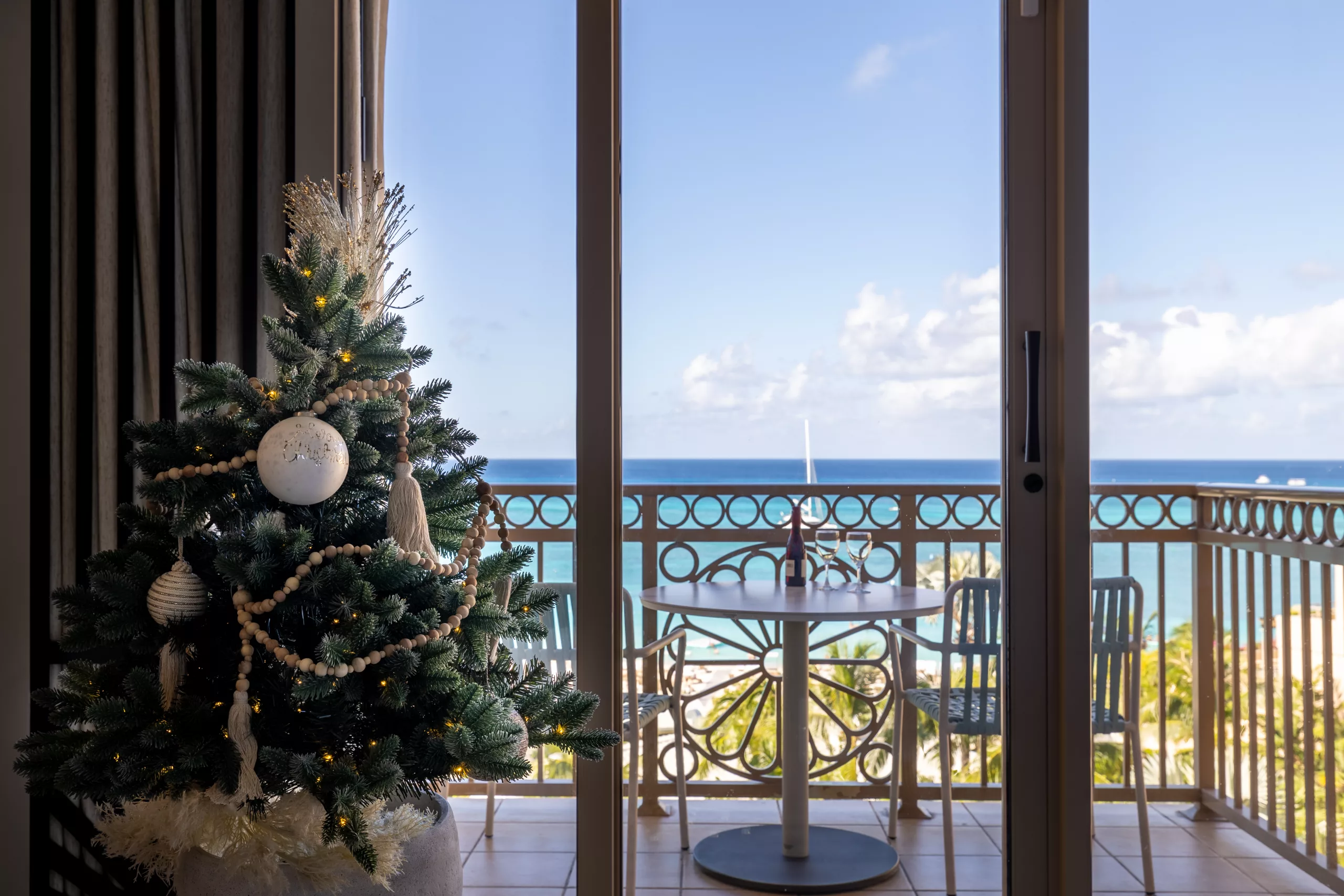 A Winter Wonderland Awaits at The Ritz-Carlton, Grand Cayman This Holiday Season